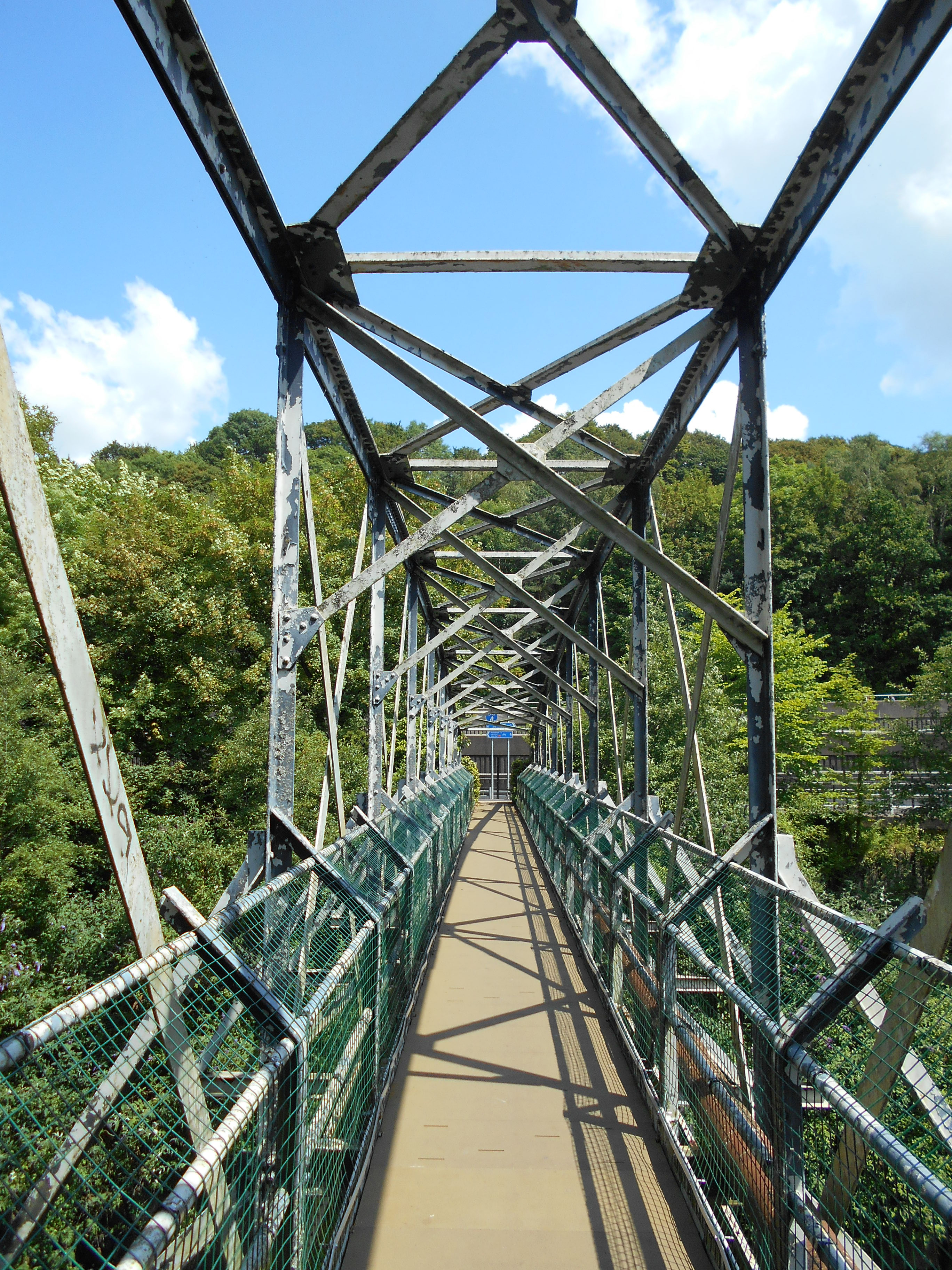 bild von gfk brücke