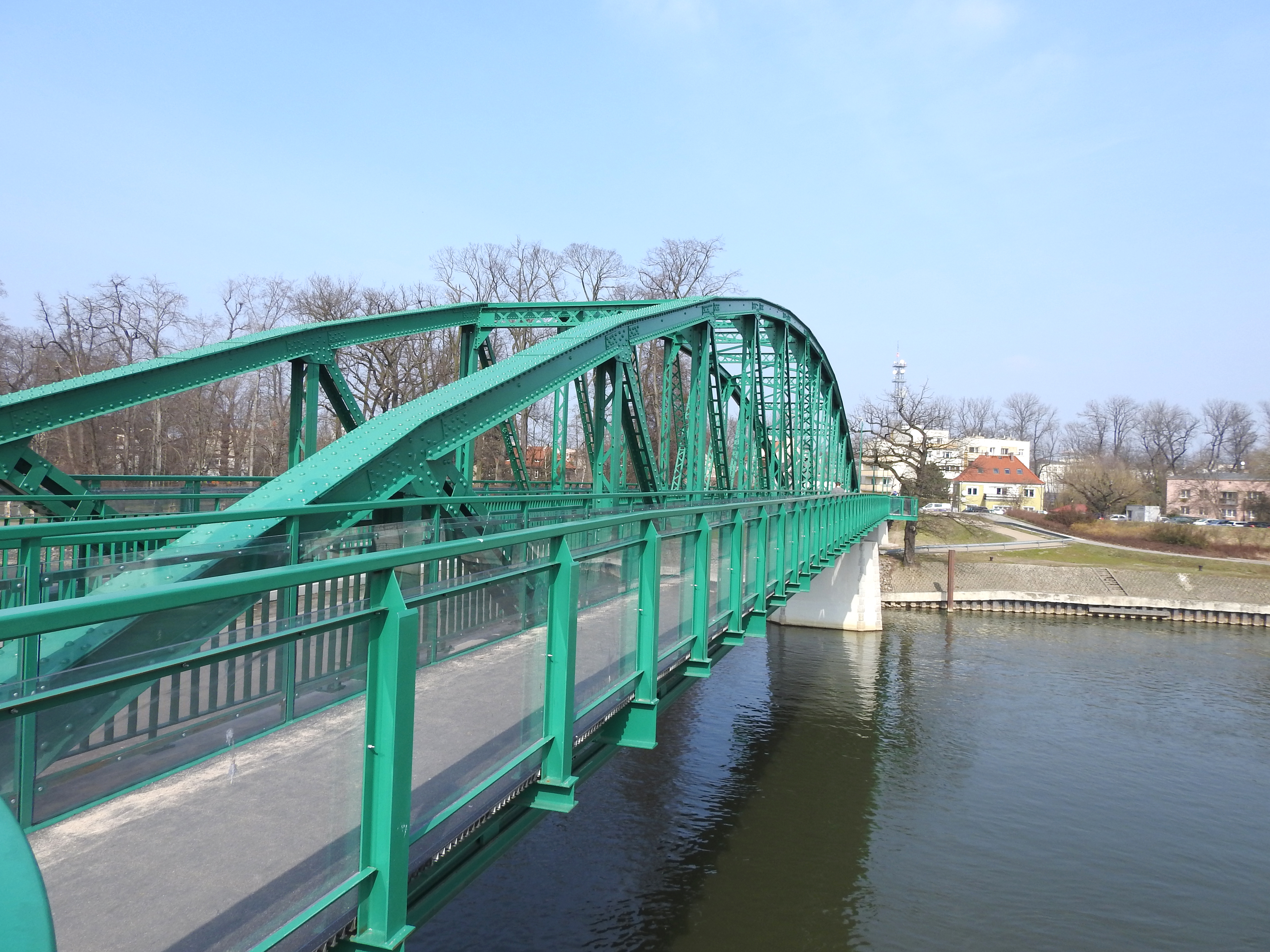 Glasfiberbro i Polen